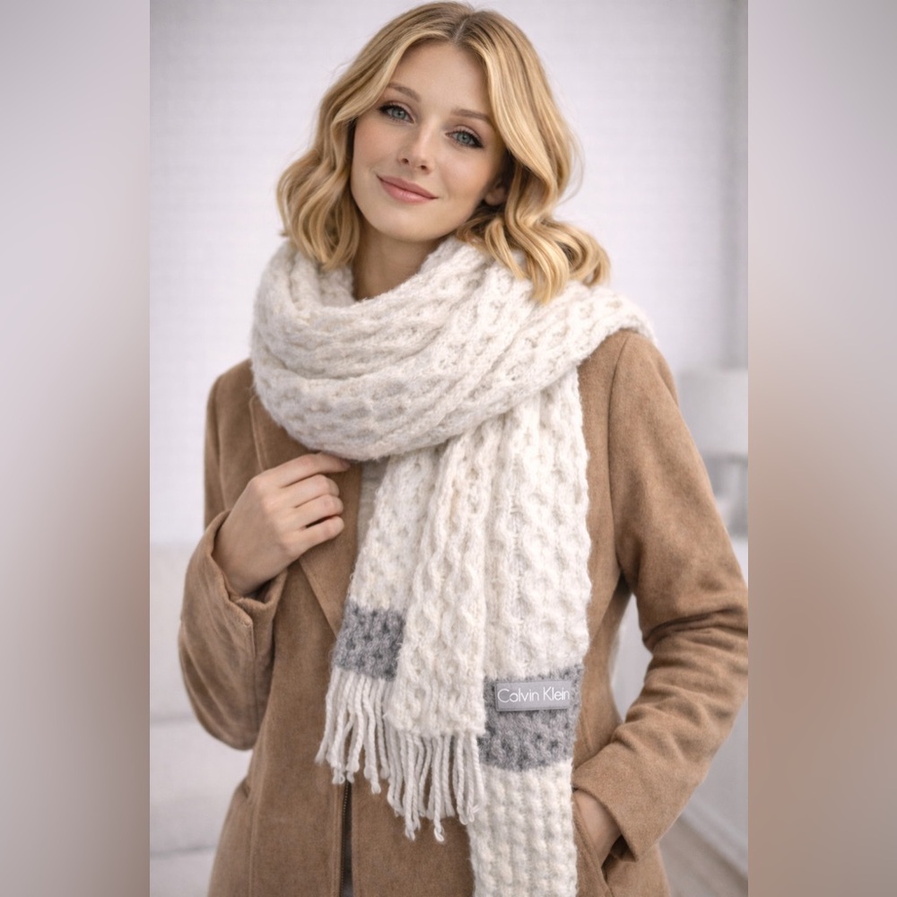 Calvin Klein Cream and Gray Knit